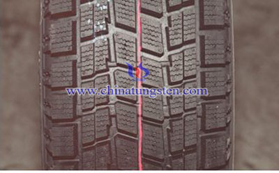 tungsten-carbide-studs-on-winter-tire