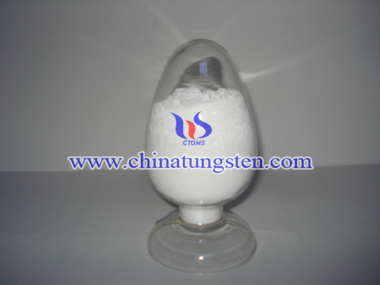 氧化镧图片 氧化镧图片