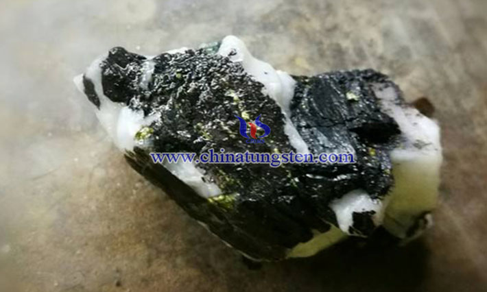 wolframite concentrate picture