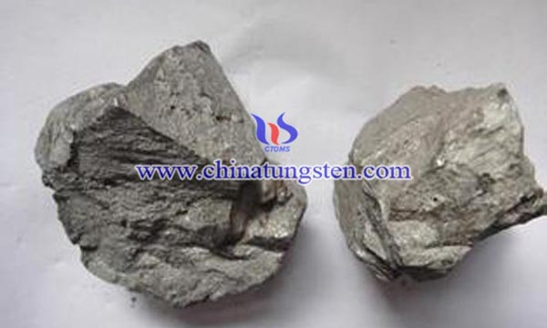 tungsten ore photo