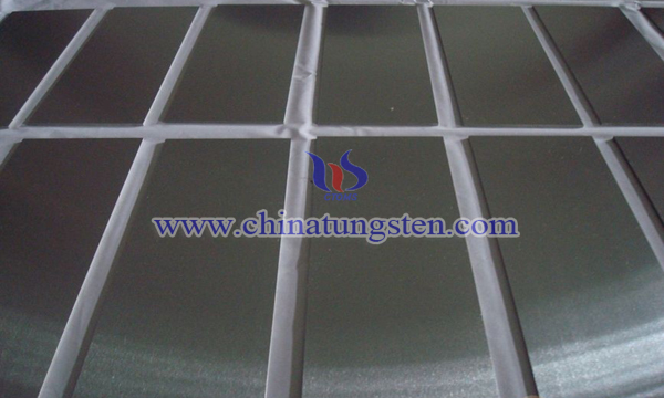 large single heavy tungsten plate target image