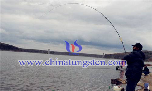 海竿垂釣提竿圖片 海竿垂釣提竿圖片
