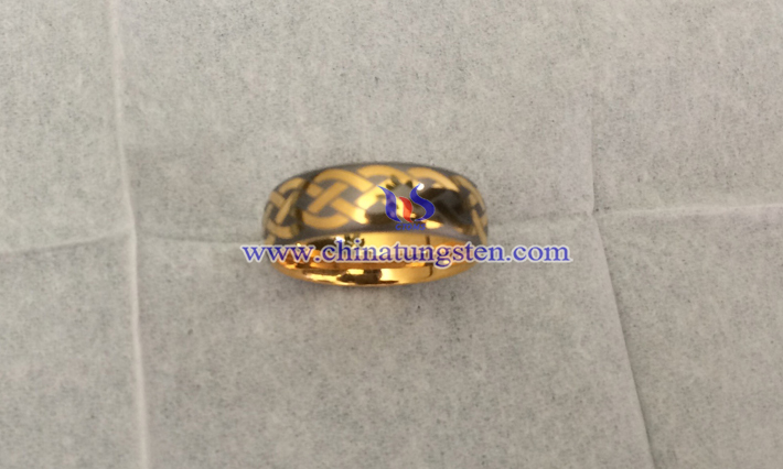 men tungsten golden ring picture