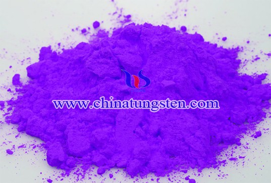 Violet tungsten oxide picture