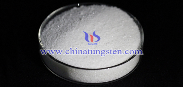 sodium molybdate picture