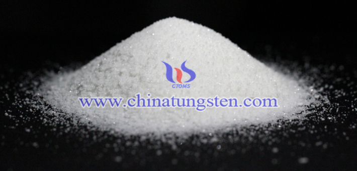 sodium molybdate picture