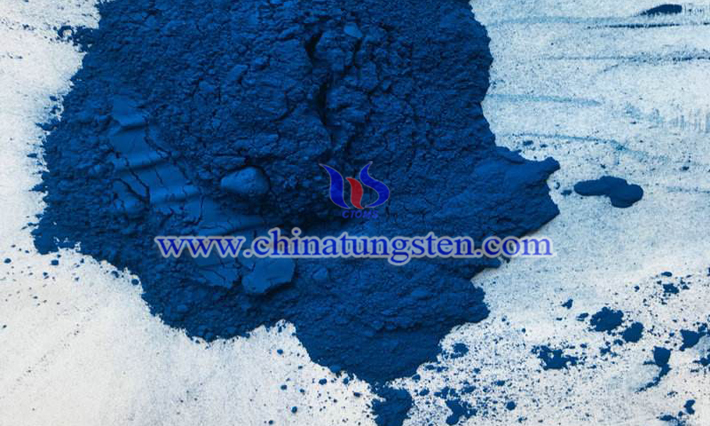 cesium tungsten oxide nano powder applied for thermal insulation masterbatch photograph