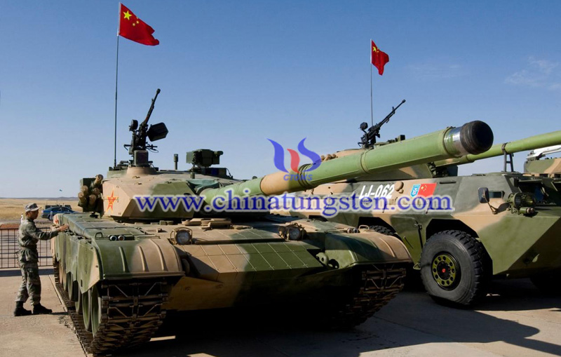 the tungsten alloy armor-piercing projectiles equipped ZTZ-99 tank showed at the military parade image