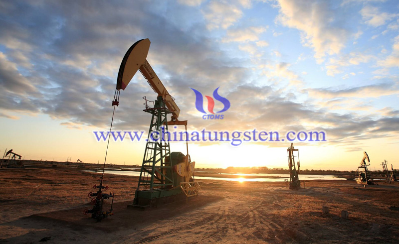 Daqing oilfield in china image