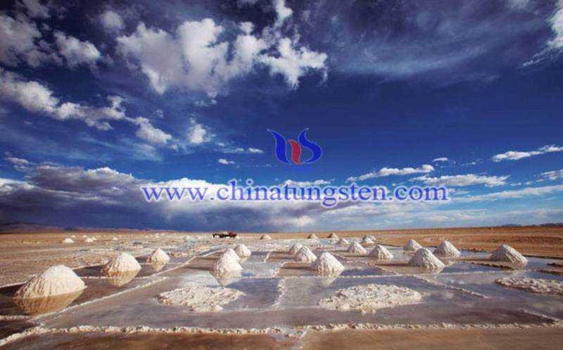 lithium salt under the blue sky image