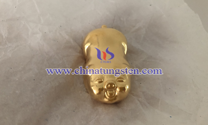 gold plated tungsten zodiac pig picture
