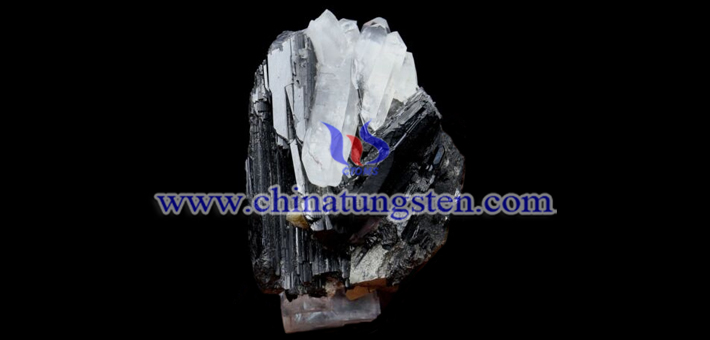 tungsten concentrate image 