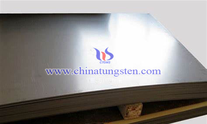 tungsten alloy shielding plate applied for CT scanner image