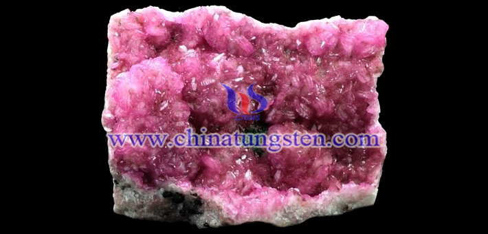 cobalt ore image