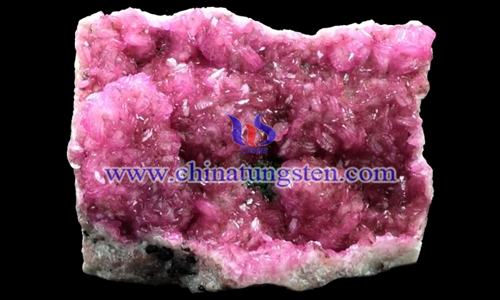 cobalt ore image