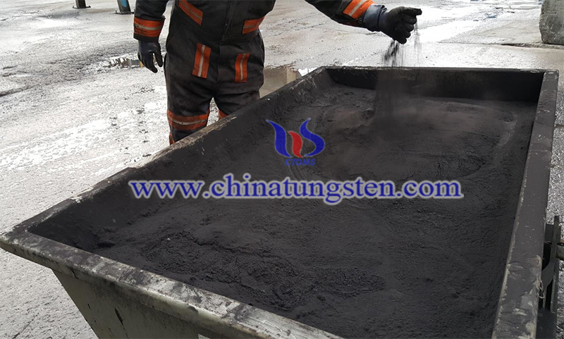 Engineers test new way to extract rare earth from coal image
