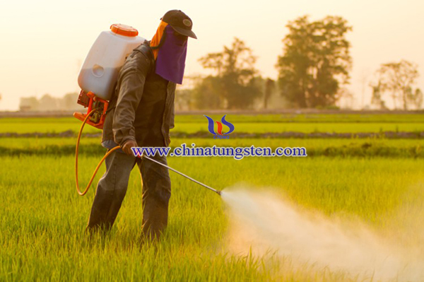 Image of pesticide spraying