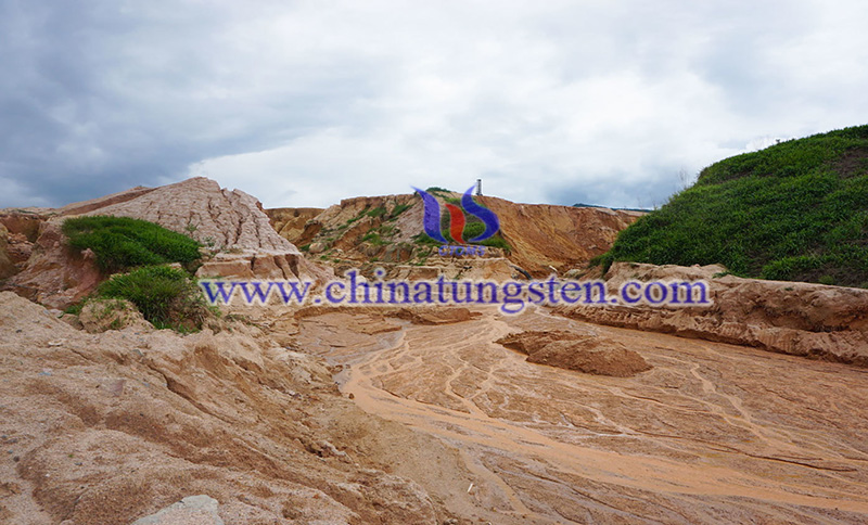 China wrestles with the toxic aftermath of rare earth mining image