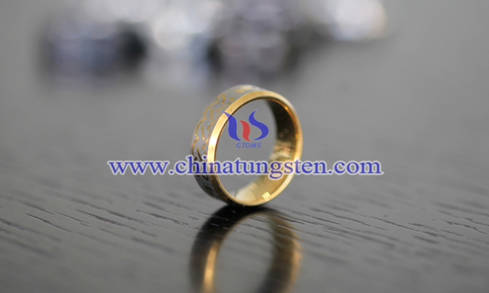 gold plated tungsten ring picture