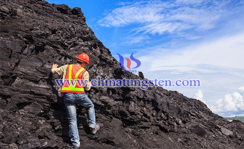 Public mining company Auxico Resources image