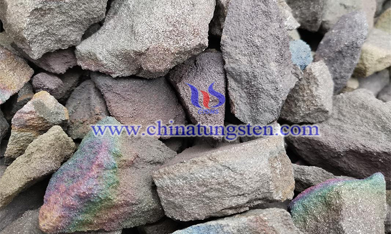 Pure manganese nitride from China image