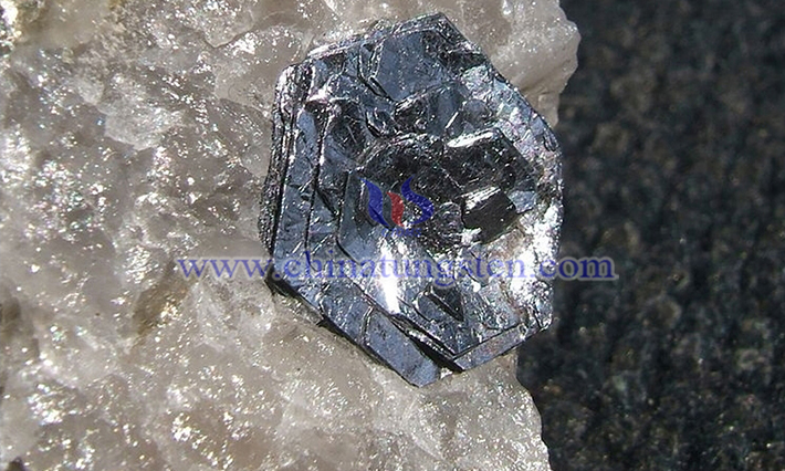 Molybdenum Ore