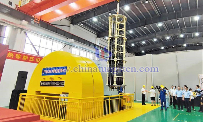  large specification hot isostatic pressing equipment