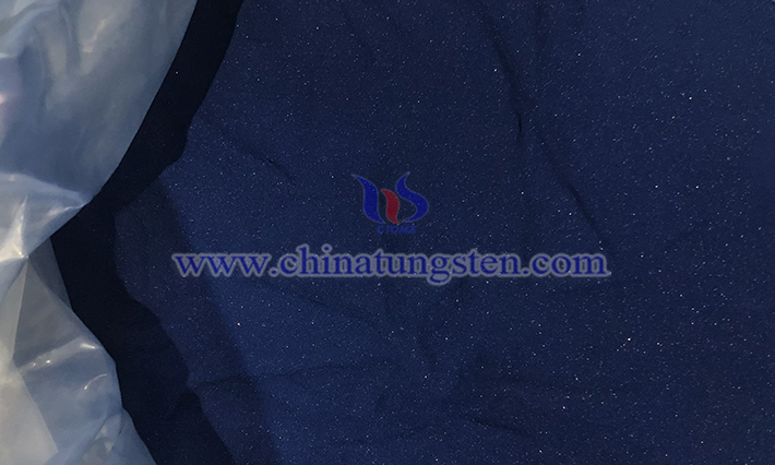 新規断熱母材への青色酸化タングステンの使用