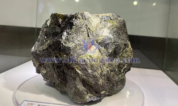 Picture of tungsten concentrate