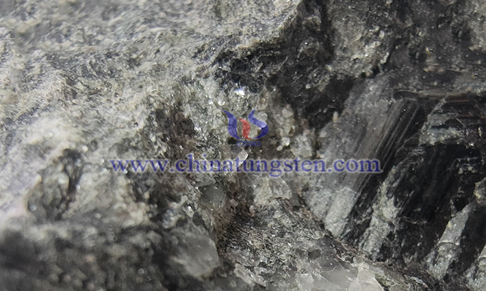 tungsten ore image