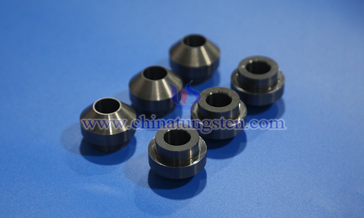 Picture of tungsten carbide nozzles