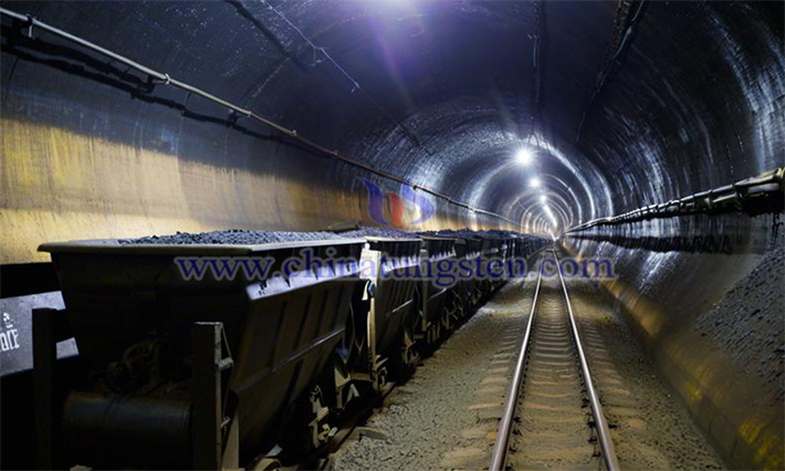 Tungsten mine picture